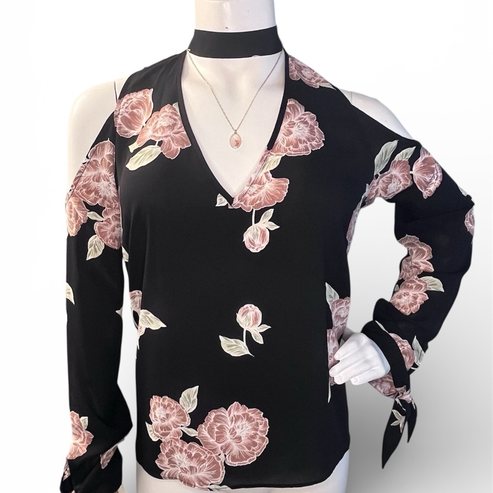 Cupcakes & Cashmere Jon Cold Shoulder Floral Print Tie Sleeve Blouse Girly Date - Picture 2 of 9